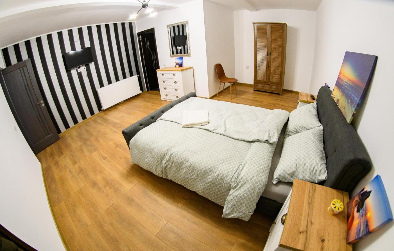Ayana Central House Oradea Ngoại thất bức ảnh